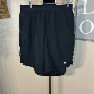 Men medium Russell Training Fit Shorts